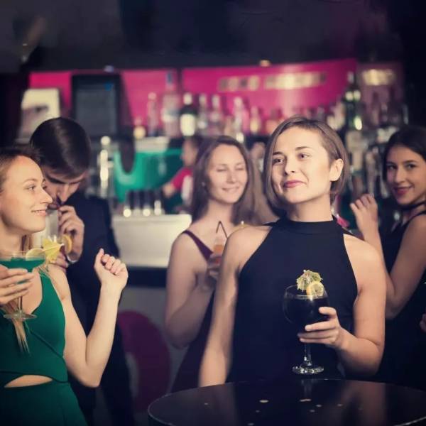 1 Cocktail bar B2B 1 Cocktail bar B2B